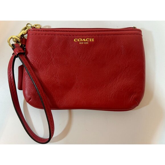 Coach New York Red Leather Wristlet Clutch Bag Gold Hardware 6\